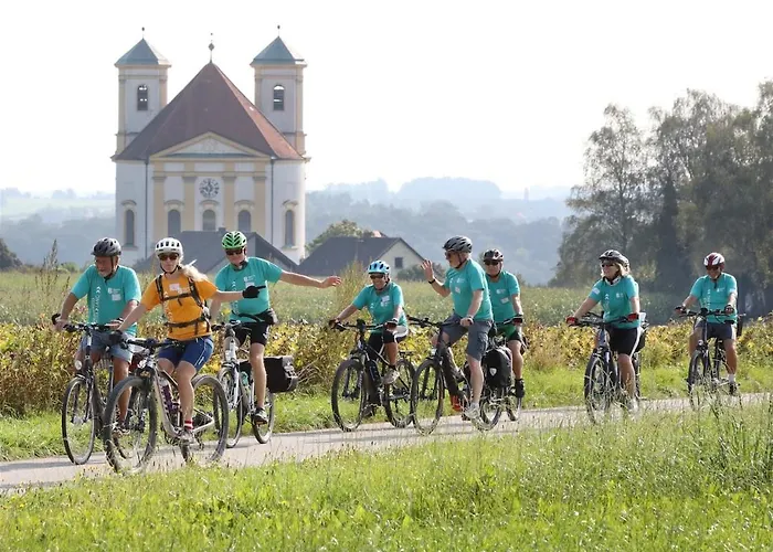 Modern 74 Sqm Apartment, Near Burghausen 公寓