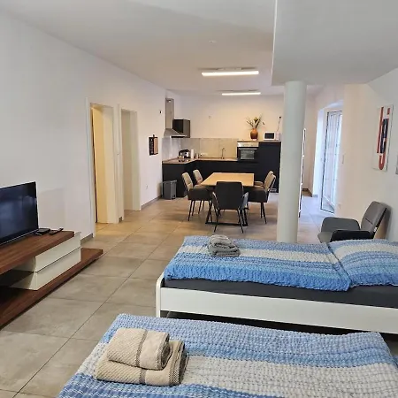 Modern 74 Sqm Apartment, Near Burghausen * Muhlthal (Uberackern)