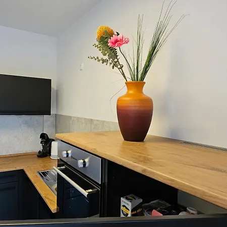 Modern 74 Sqm Apartment, Near Burghausen * Muhlthal (Uberackern)