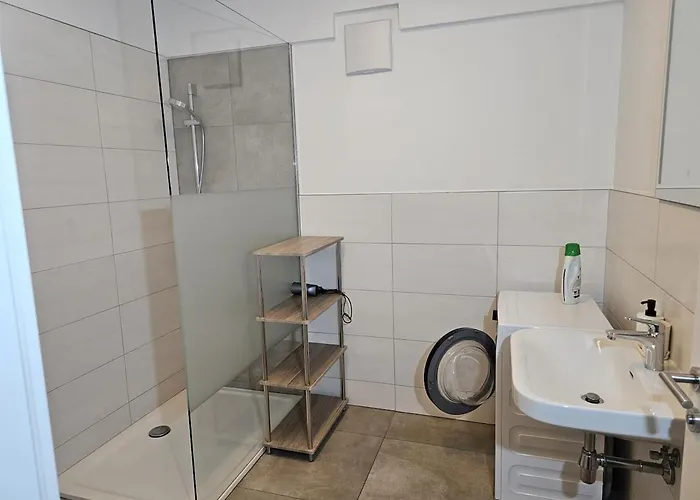 Modern 74 Sqm Apartment, Near Burghausen Muhlthal (Uberackern)